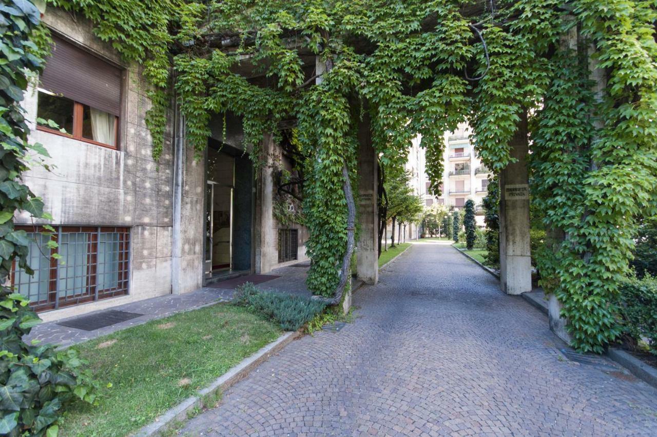 Beautiful Flat In Milano Center Apartamento Exterior foto